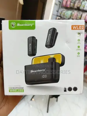 The Smartbarry Wl02 Is a Dual Wireless Lavalier Microphone.