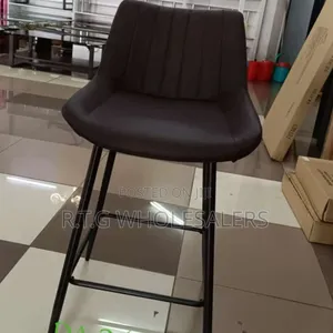 Executive Adjustable Bar Stool – Modern Comfortable