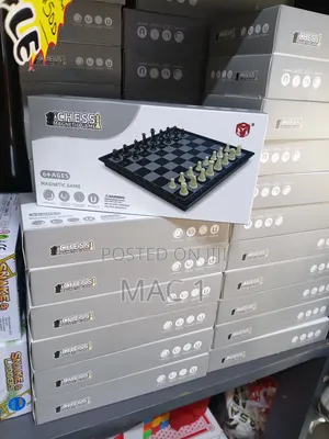 Portable Premium Chess Board Black and White