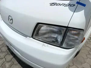 Mazda Bongo 2018 White
