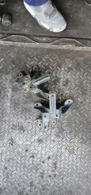 Suzuki Wagon R Gearbox Mounting on Sale
