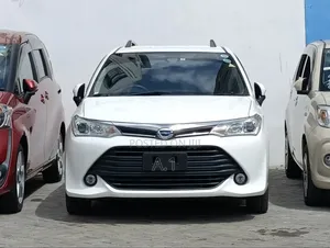 Toyota Corolla Fielder 1.5 Petrol FWD 2018 Off white