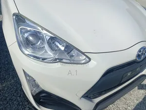 Toyota Aqua 2018 White