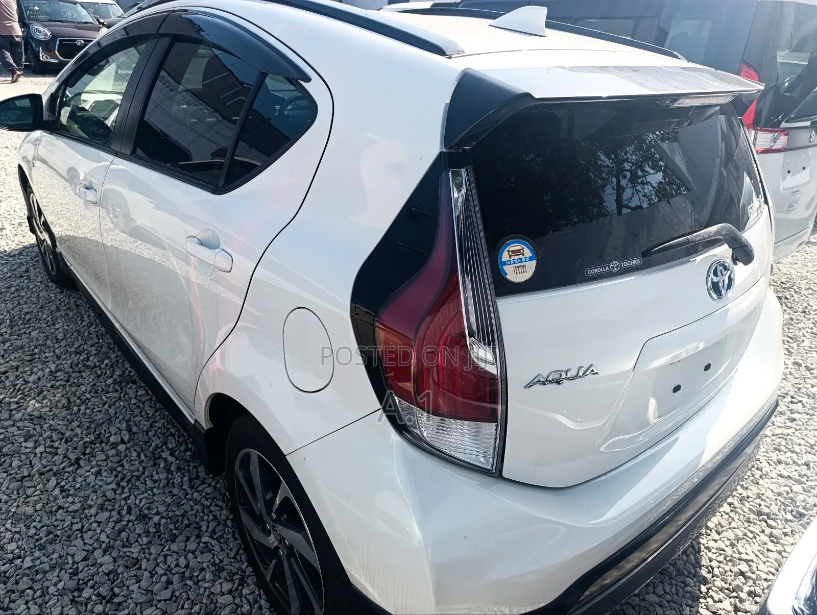 Toyota Aqua 2018 White