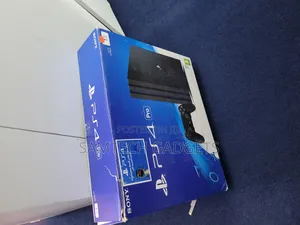 Playstation 4 Pro 1 Tb Used Console – 2 Dualshock Controllers