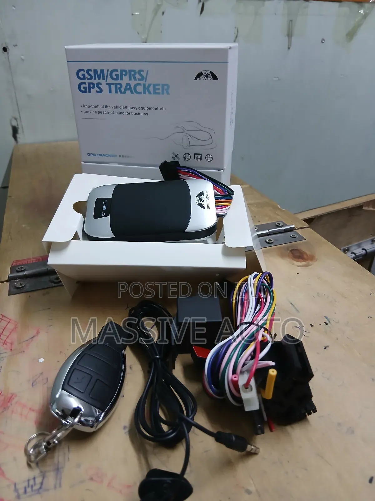 Gps,Gprs Tracker With Mike/ Car Tracker With Mike