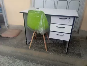 Green Eames Chair Desk