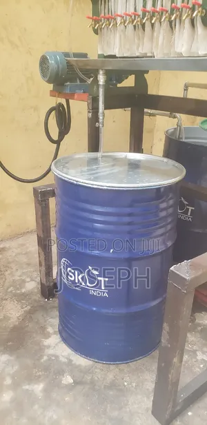 Crude Macadamia Oil