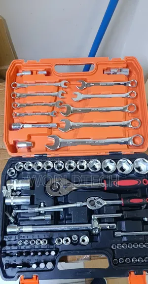 85pc Socket Wrench/ 85 Pc Socket Wrench Tool Box