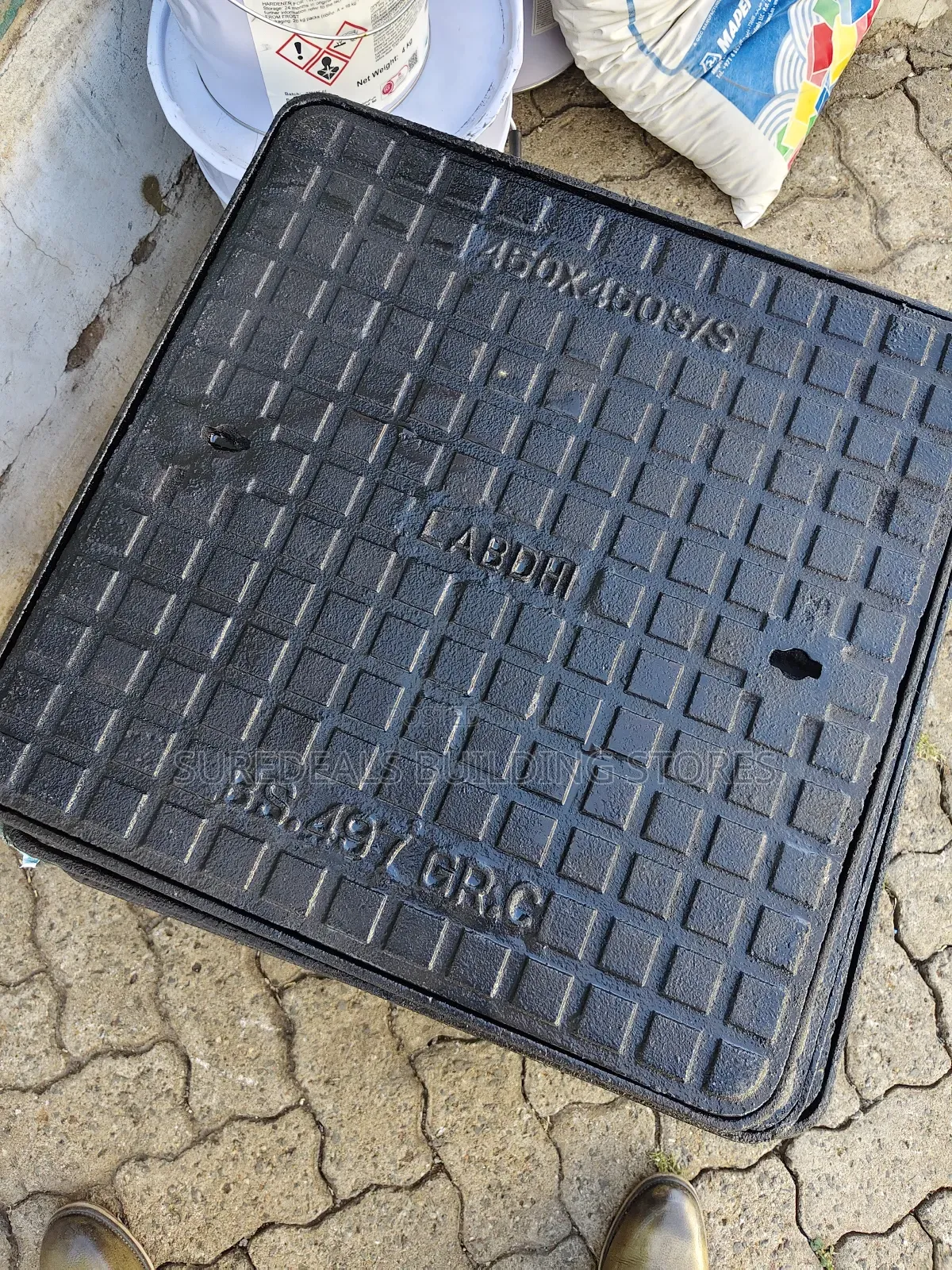 Cast Iron Manhole Cover. * Grade C *