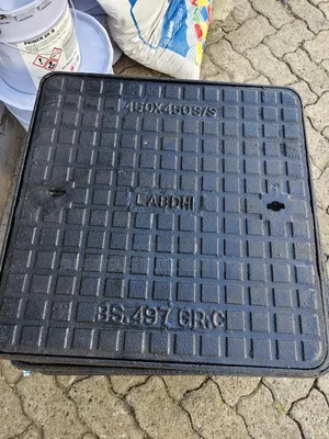 Cast Iron Manhole Cover. * Grade C *