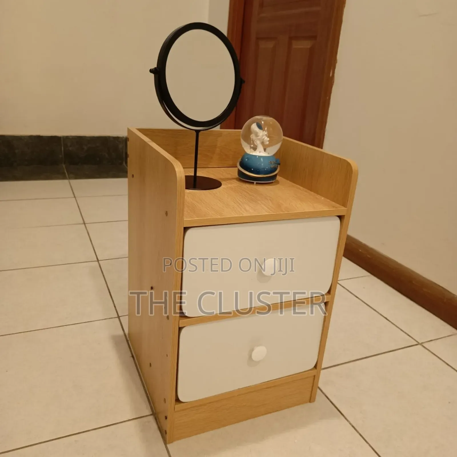*Minimalist Wooden Bedside Table With Drawer*
Size:30*30*50cm*