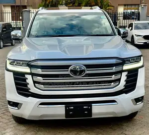 Toyota Land Cruiser Prado 2022 Black