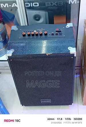 Tag Wood Speaker