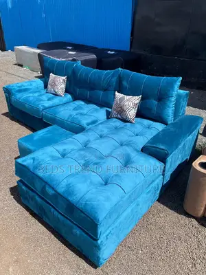 Organized 6 Seater Blue L Seat