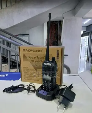 Dual-Band Baofeng Uv-82 Portable Ham Radio Long Range Uv 82