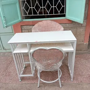 Peach Manicure Chairs With Marble Top