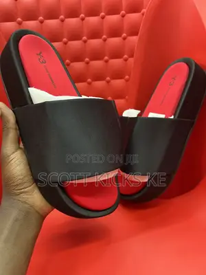 Original Y3 Men Sandals on Offer Sizes 40,41,42,43,44,45