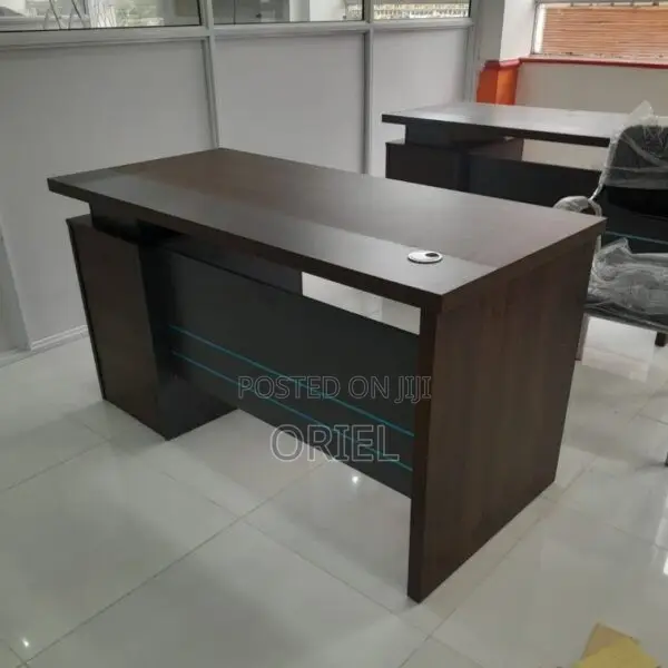 Office Desks; Elegant 1.4 Meter Executive Table