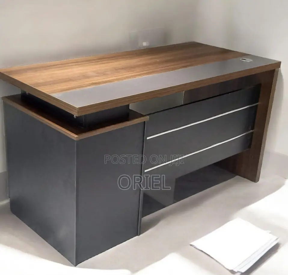 Office Desks; Elegant 1.4 Meter Executive Table