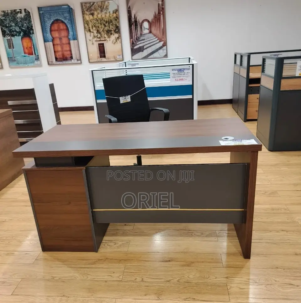 Office Desks; Elegant 1.4 Meter Executive Table