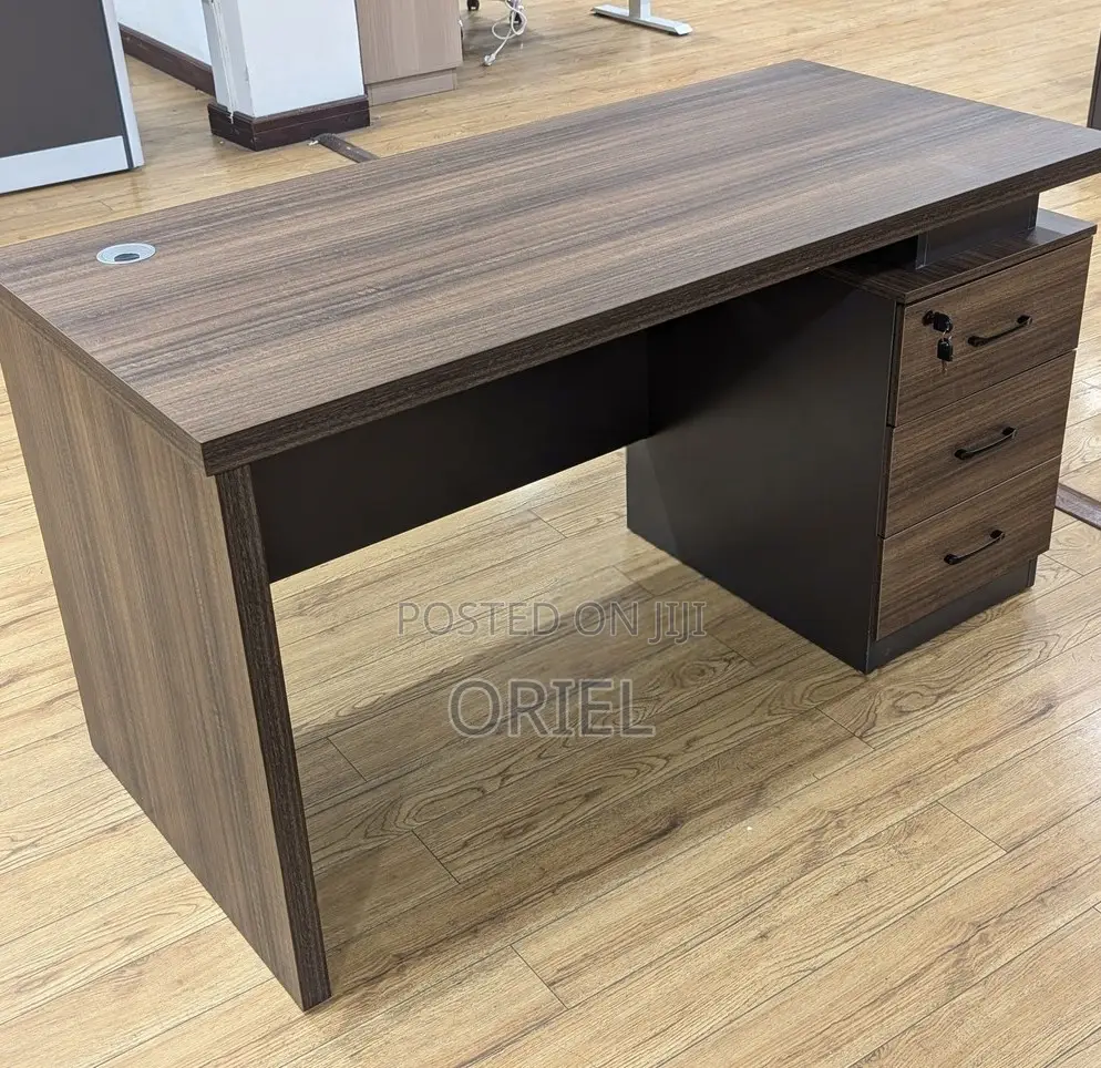Office Desks; Elegant 1.4 Meter Executive Table