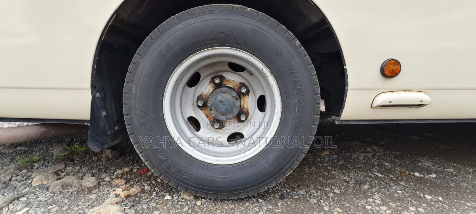 Mitsubishi Fuso Rosa 2018 Brown