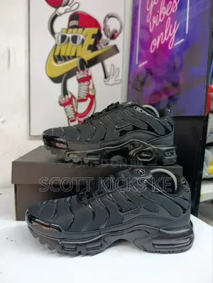 Nike Tn Tripple Black Unisex