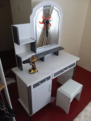 Smart Dresser Dressing Table