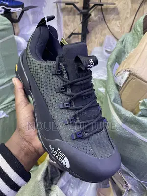 The North Face Boots High Cut $Low Cut