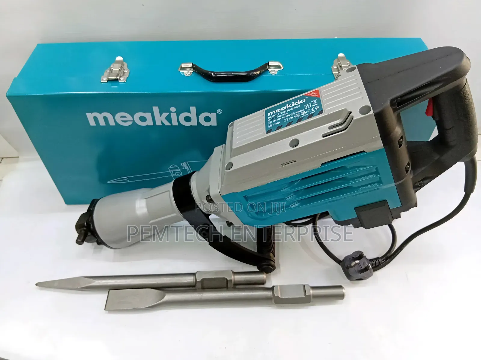 Meakida 2200w Demolition Hammer.
