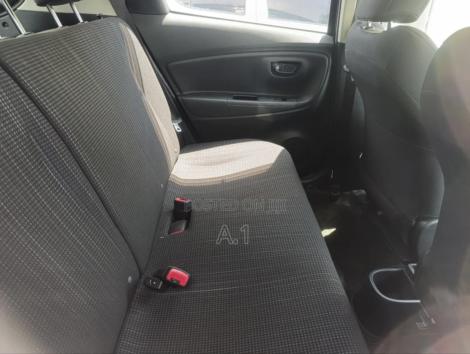 Toyota Vitz 1.0 FWD 5dr 2019 Black