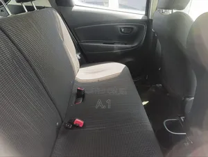 Toyota Vitz 1.0 FWD 5dr 2019 Black