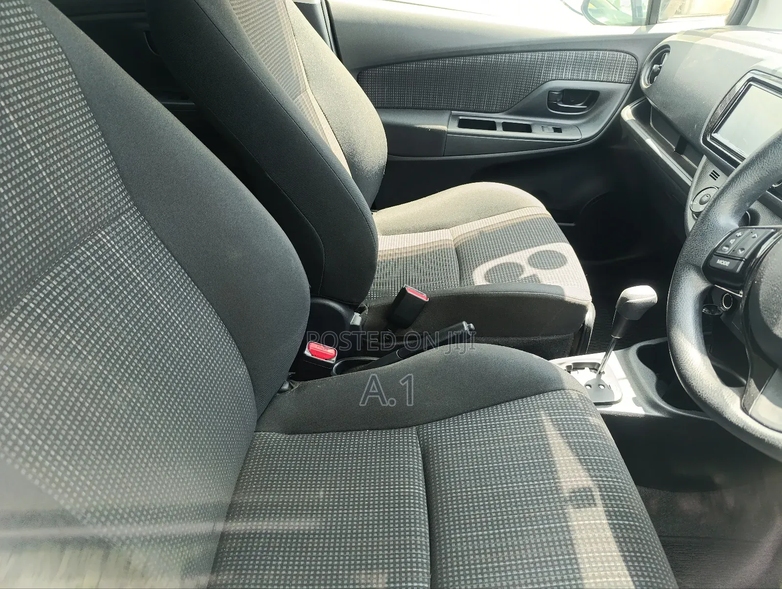 Toyota Vitz 1.0 FWD 5dr 2019 Black