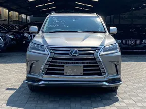 Lexus LX 570 AWD 2018 Gold