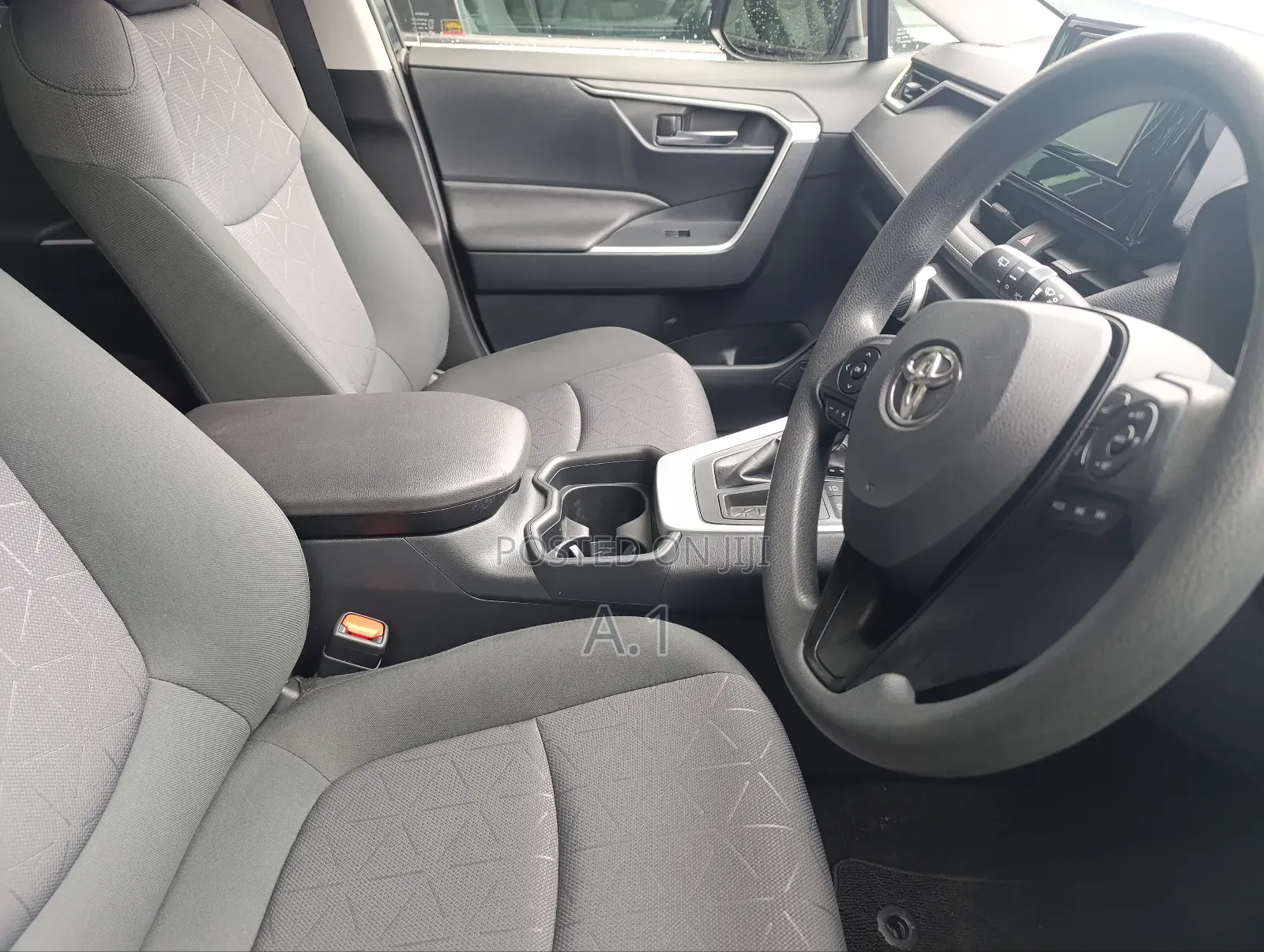 Toyota RAV4 2019 Blue