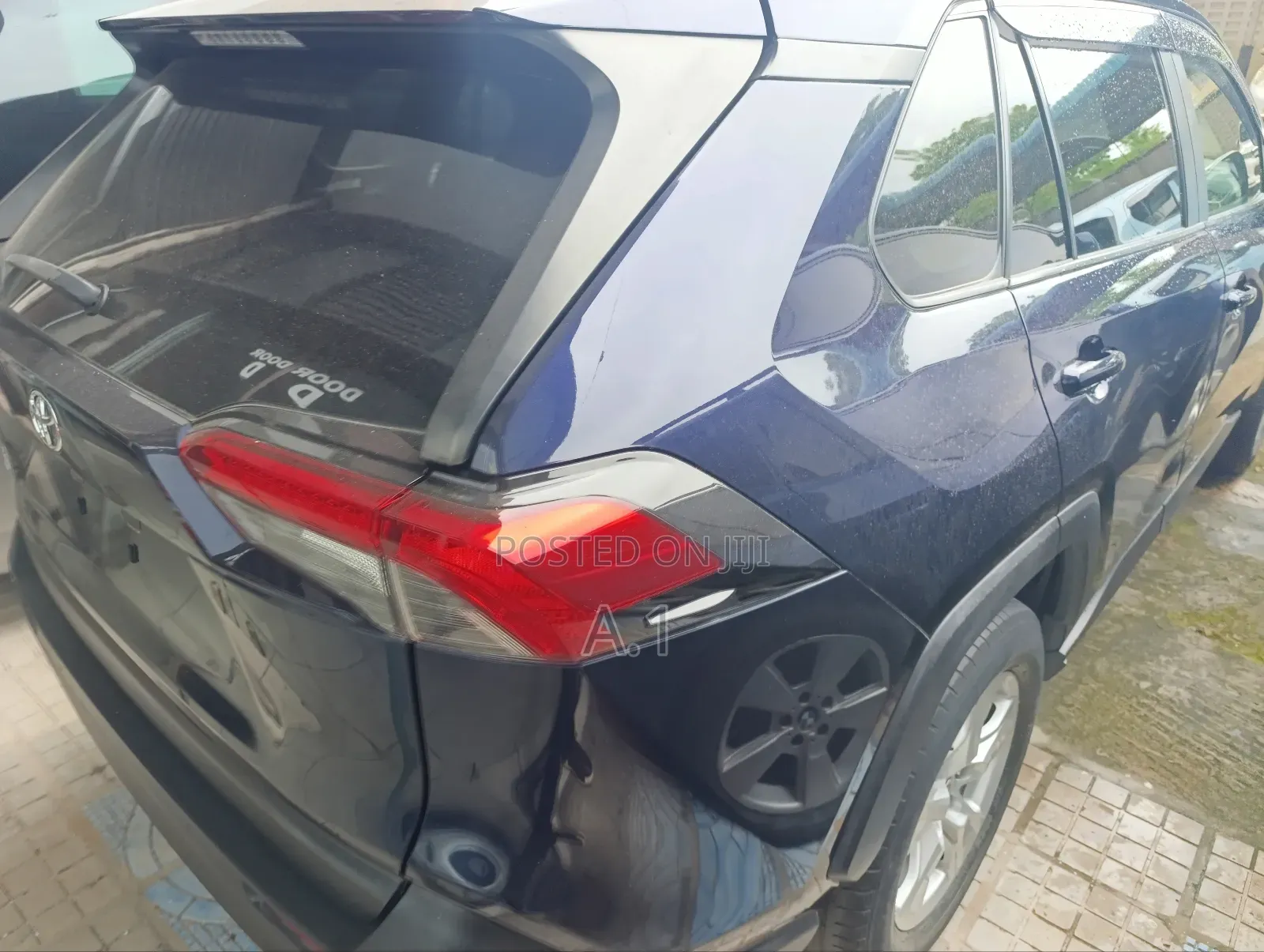 Toyota RAV4 2019 Blue