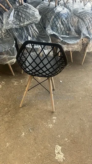 Black Chairs Mesh Chairs