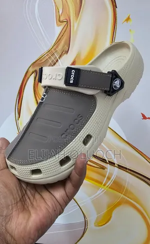 Crocs Baya Sandals - Beige
Quality