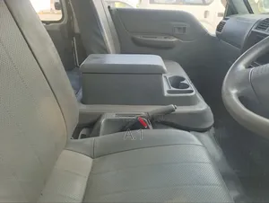 Mazda Bongo 2018