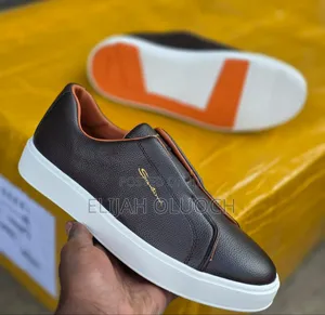 Santoni Milano Slip Ons.
40------------------45