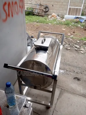 Stainless Steel 100 Litres Of Tea Urn