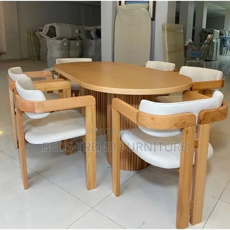 Intimate 6 Seater Dining Set