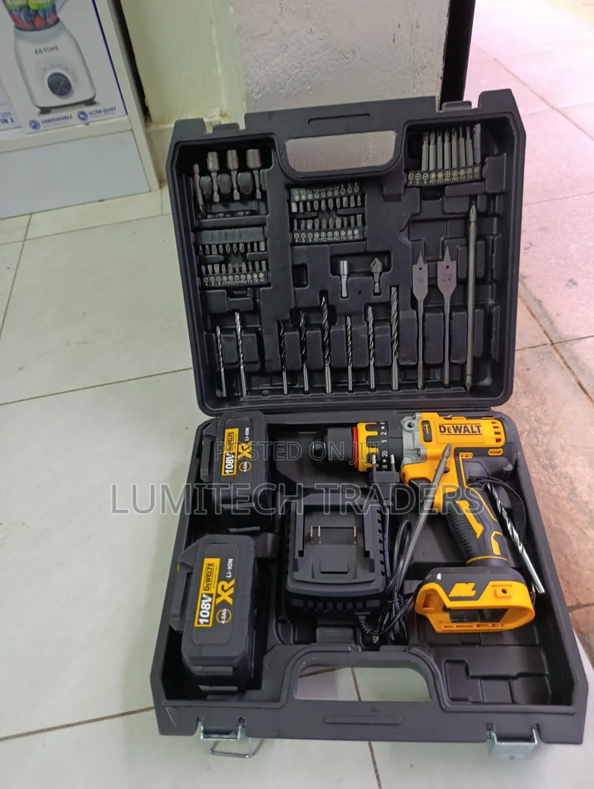 Dewalt Cordless Brushless Drill Set