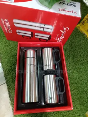 *3pcs Vacuum Gift Set*
1-Vacuum Flask 500ml
2-Travel Mugs 2x280ml