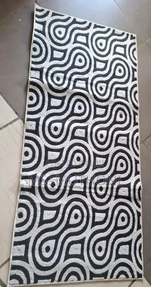 Geometric Patterned Bedside Rug (180cm by 80cm. )