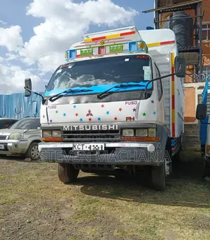 Mitsubishi Fh Local 2017 White