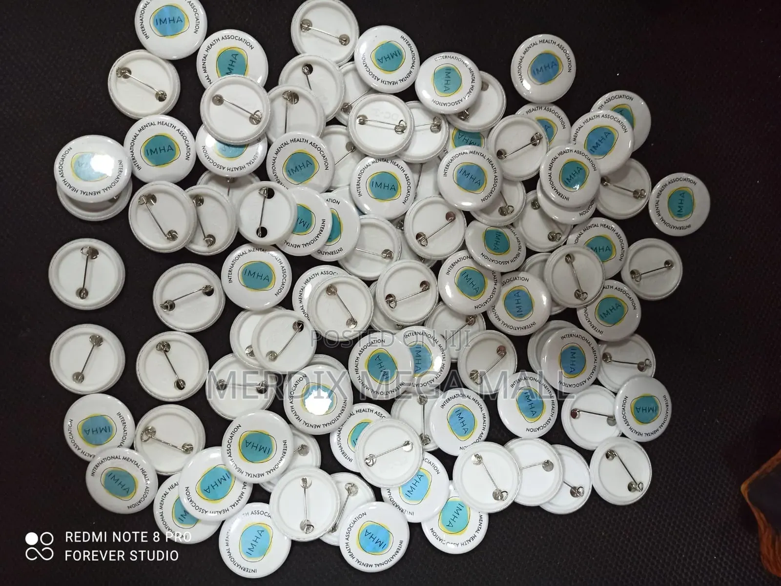 Button Badges, Badges