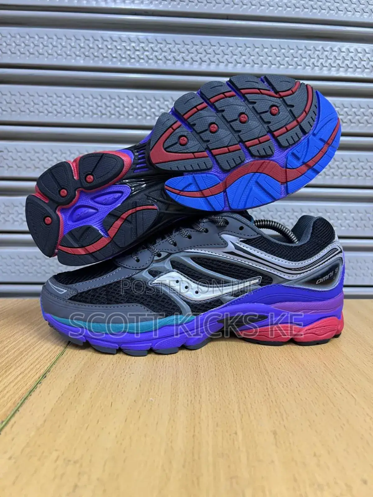 Saucony Progrid Omni 9