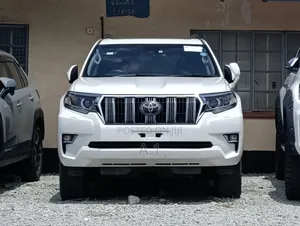 Toyota Land Cruiser Prado 2.7 2018 White